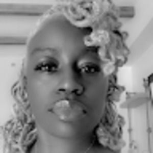 Meet your Posher, Stacey